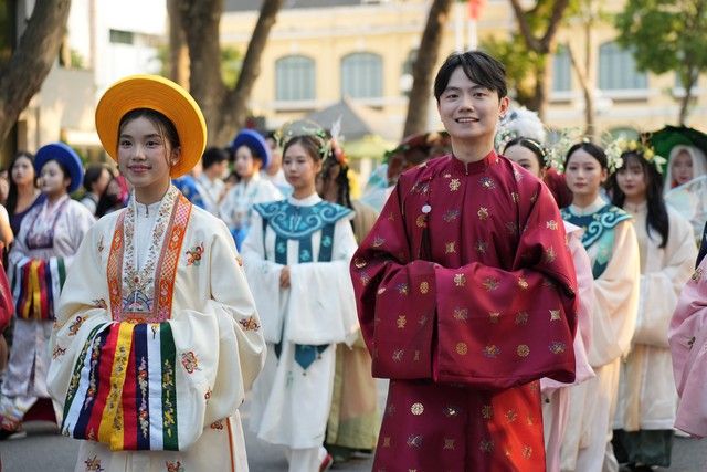 Ngành Du lịch Thủ đô chuẩn bị các chương trình, hoạt động đặc sắc trong lịch dịp Tết Nguyên đán Ất Tỵ 2025 1 Ngành Du Lịch Thủ đô Chuẩn Bị Các Chương Trình, Hoạt động đặc Sắc Trong Lịch Dịp Tết Nguyên đán Ất Tỵ 2025