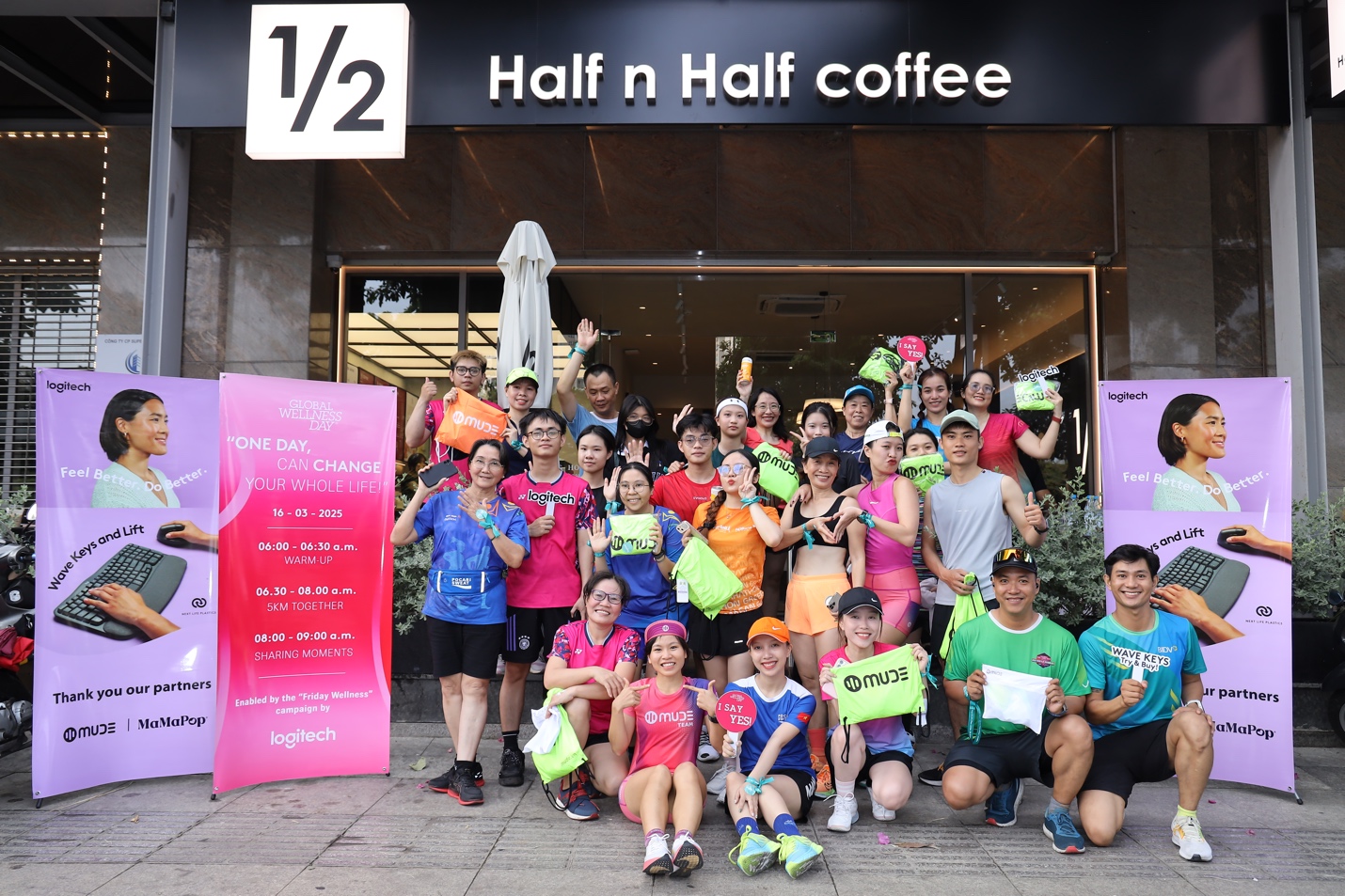 Chương trình Friday-Wellness của Logitech vừa tổ chức thành công offline “Chạy cùng mẹ” 1 chuong trinh friday wellness cua logitech vua to chuc thanh cong offline chay cung me