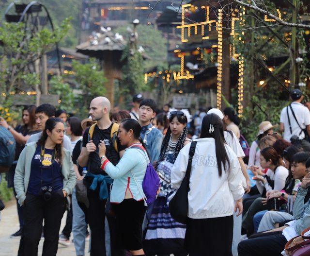 Miễn thị thực nhập cảnh Việt Nam cho công dân 12 nước 1 Miễn Thị Thực Nhập Cảnh Việt Nam Cho Công Dân 12 Nước